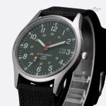 Montre homme militaire avec bracelet en nylon