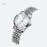 Accessoire de mode : montre quartz femme brillante
