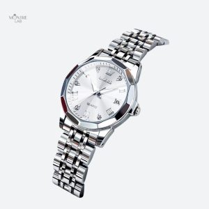 Accessoire de mode : montre quartz femme brillante