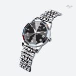 Montre en métal au design féminin et chic