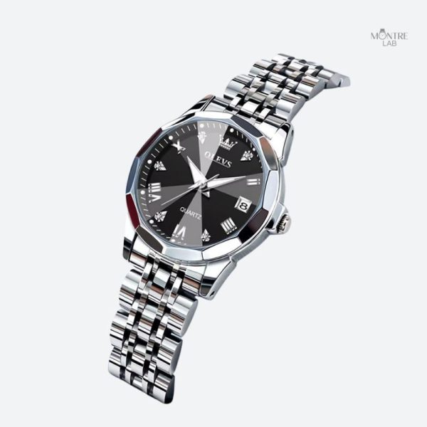 Montre en métal au design féminin et chic