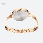Design sobre et raffiné, montre ronde pour femme