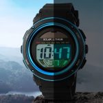 Montre digitale solaire homme avec fonctionnalités avancées