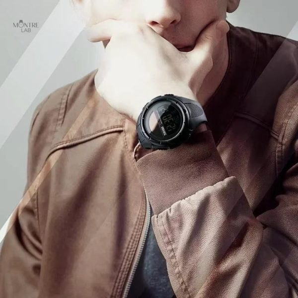 Montre solaire avec affichage numérique pour homme
