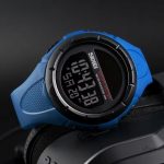 Design moderne de montre solaire pour homme