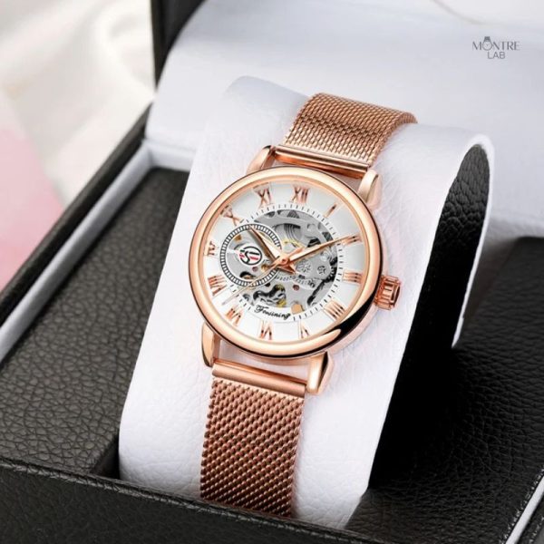 Design Ronde Métal : Montre Squelette Féminine