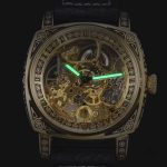 Montre squelette homme au style unique