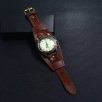 Style vintage avec cadran romain pour un look unique