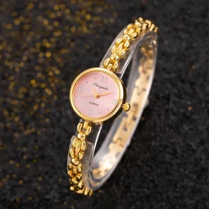 Montre féminine au design classique et raffiné