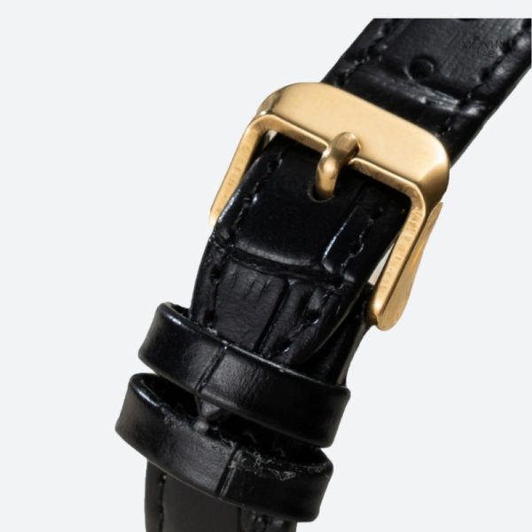 Montre rétro au look original pour les femmes