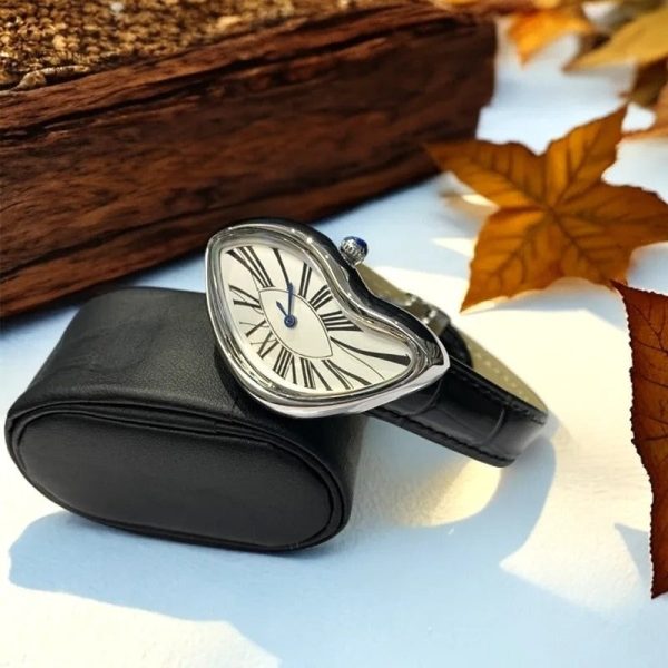 Montre irrégulière, un incontournable pour les amatrices de vintage
