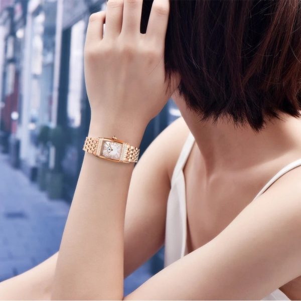 Montre Rectangulaire pour Femme, Finition Argentée