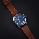 Montre homme au design classique et intemporel