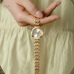 Accessoire mode féminin au charme vintage