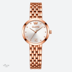 Montre dorée élégante pour femme