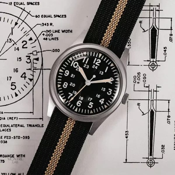 Accessoire vintage pour homme, montre quartz au style rétro