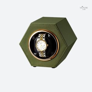 Accessoire en cuir pour montres avec remontoir intégré